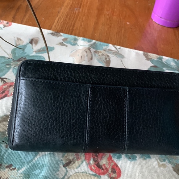 Coach Pebbled Zip Around Leather Wallet CC Emblem - Picture 3 of 7